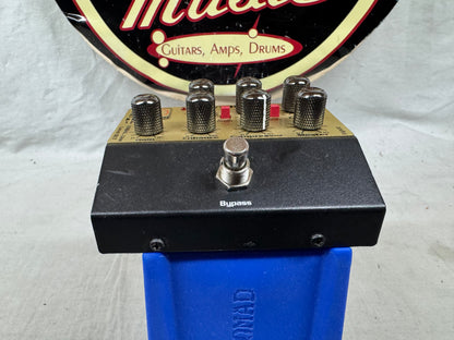 Eden Amplification WTDI Bass Preamp Pedal with Power Supply