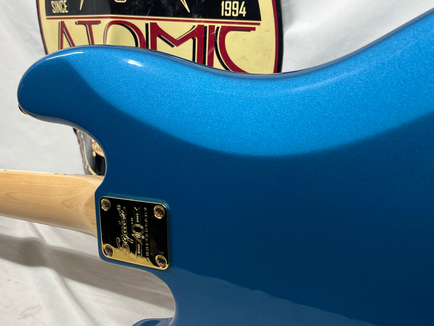 Squier 40th Anniversary 4-String Electric Precision Bass Gold Edition - Lake Placid Blue