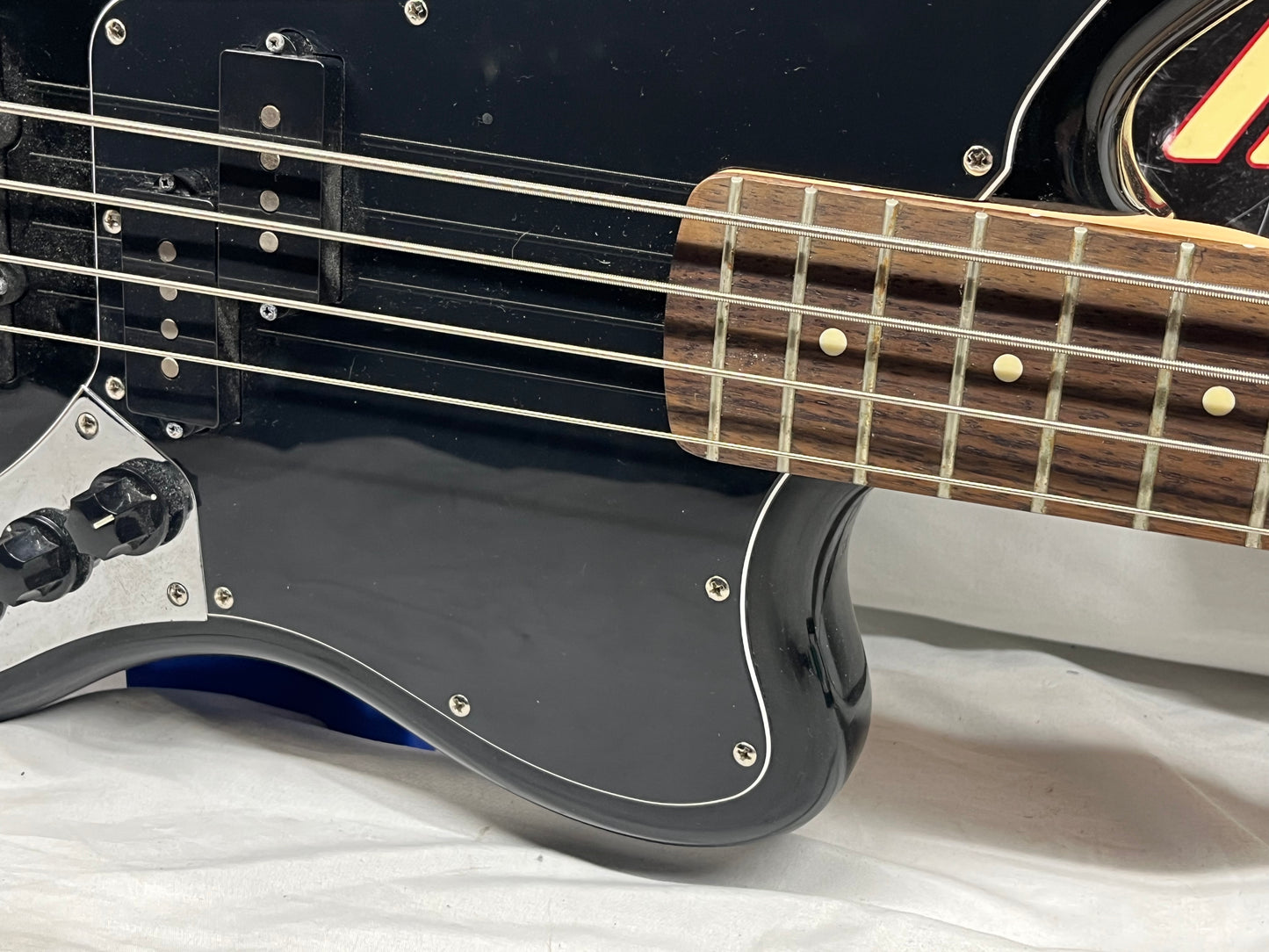Squier Jaguar 4-String Electric Bass