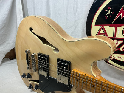 Squier Classic Vibe Starcaster Semi-Hollowbody Guitar 2024 - Natural