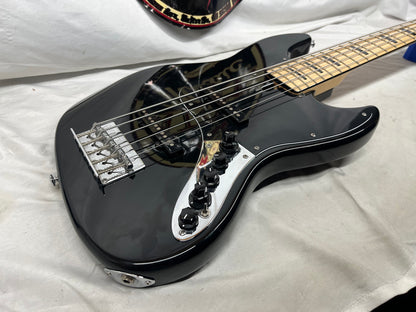 Sire Marcus Miller V7 5-String Electric Bass