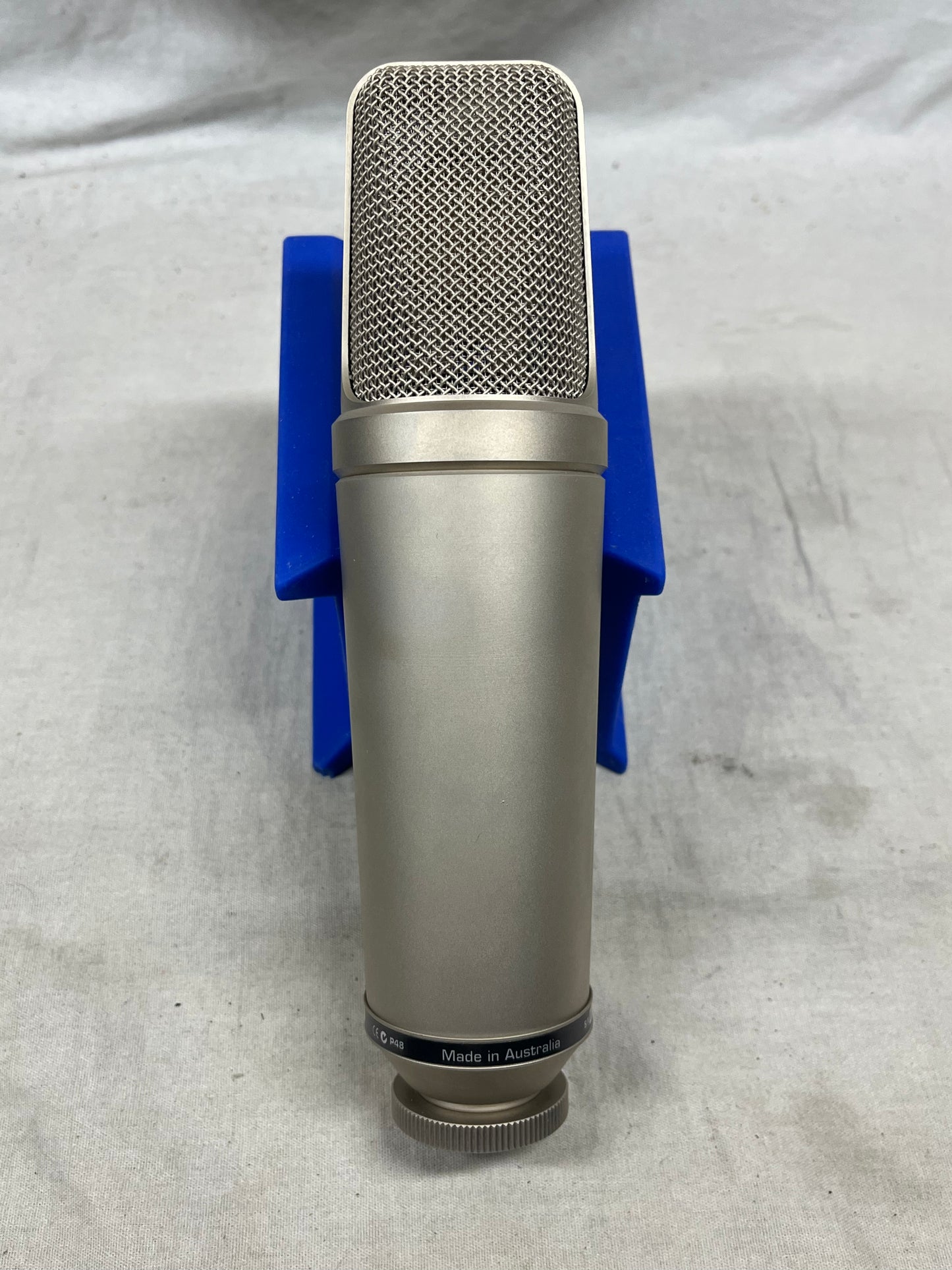 RODE NT2000 Multi-Pattern Condenser Microphone with Case and Shock Mount