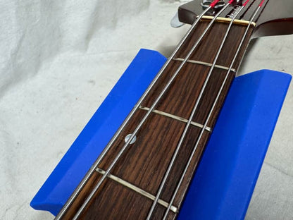 Gibson Victory 4-string Bass with Case - Image 17