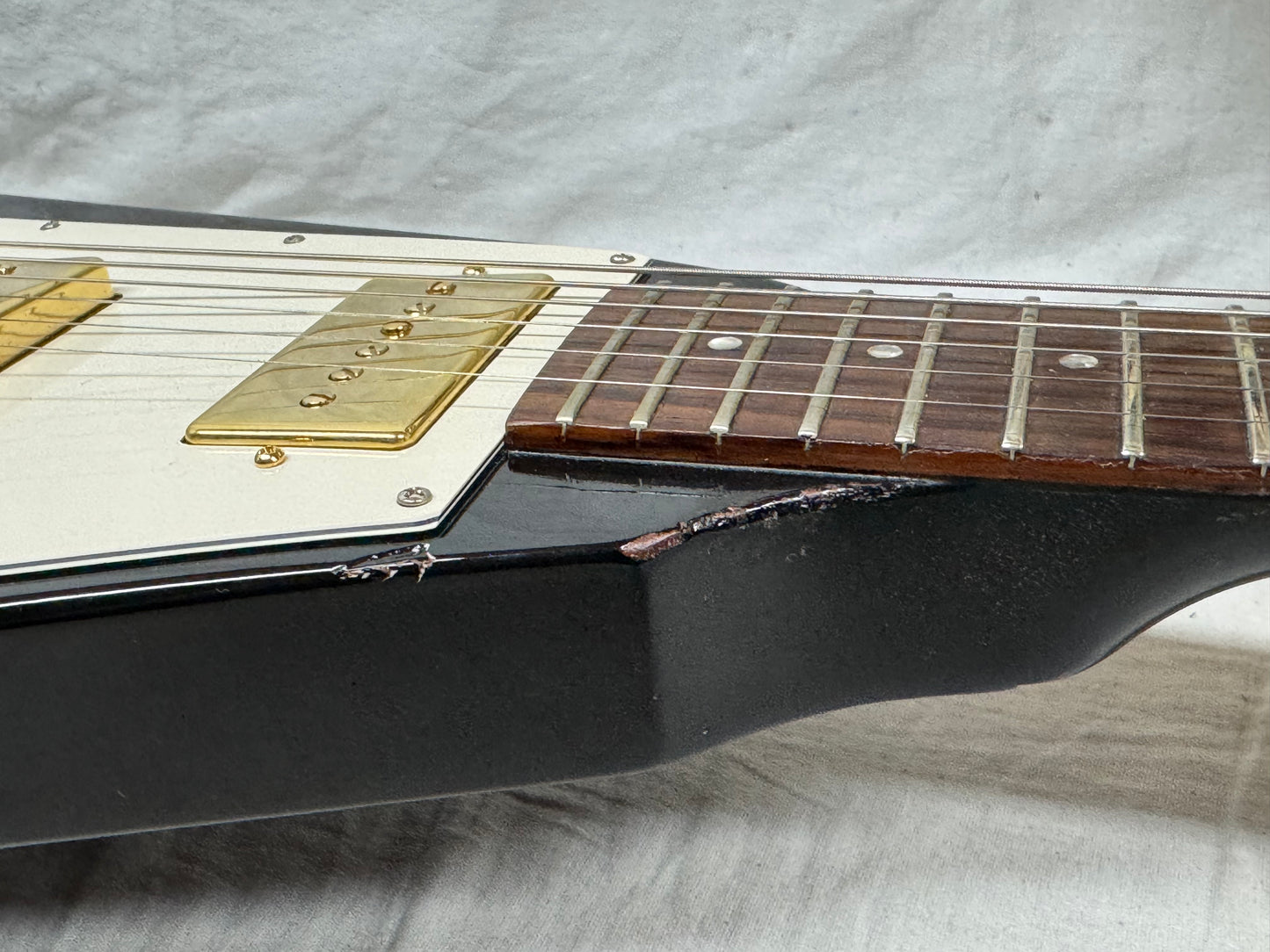 Gibson Flying V Guitar with TKL Case - mods 1993 - Ebony / Black