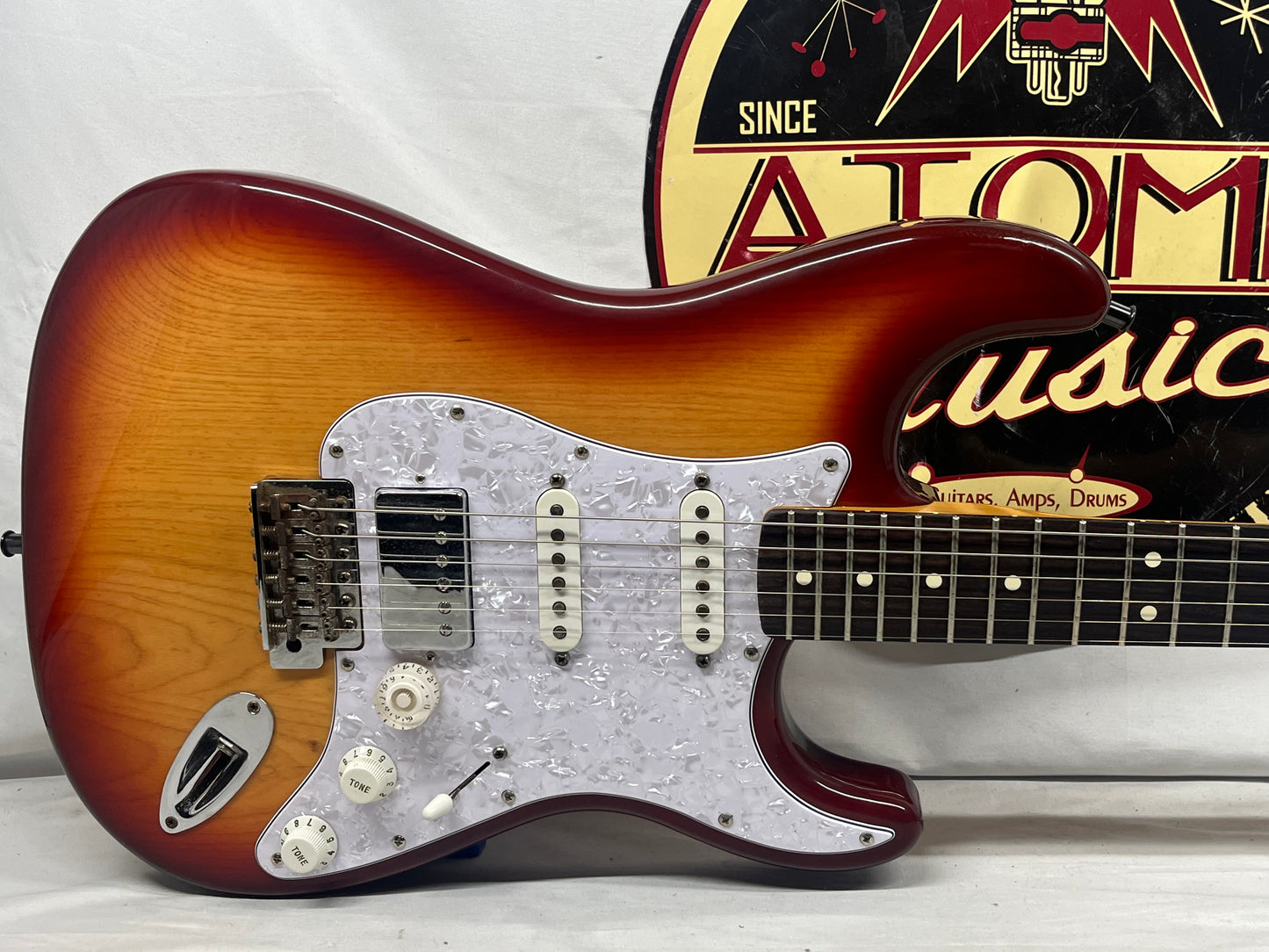 Fender GC Prop Standard Stratocaster strat HSS Electric Guitar - Sienna Sunburst