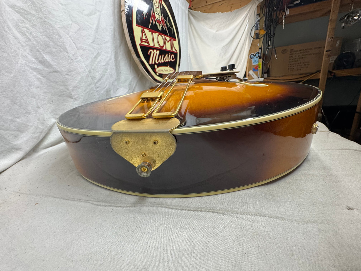 Epiphone Emperor Archtop Hollowbody Guitar with Case 1996 - Antique Sunburst