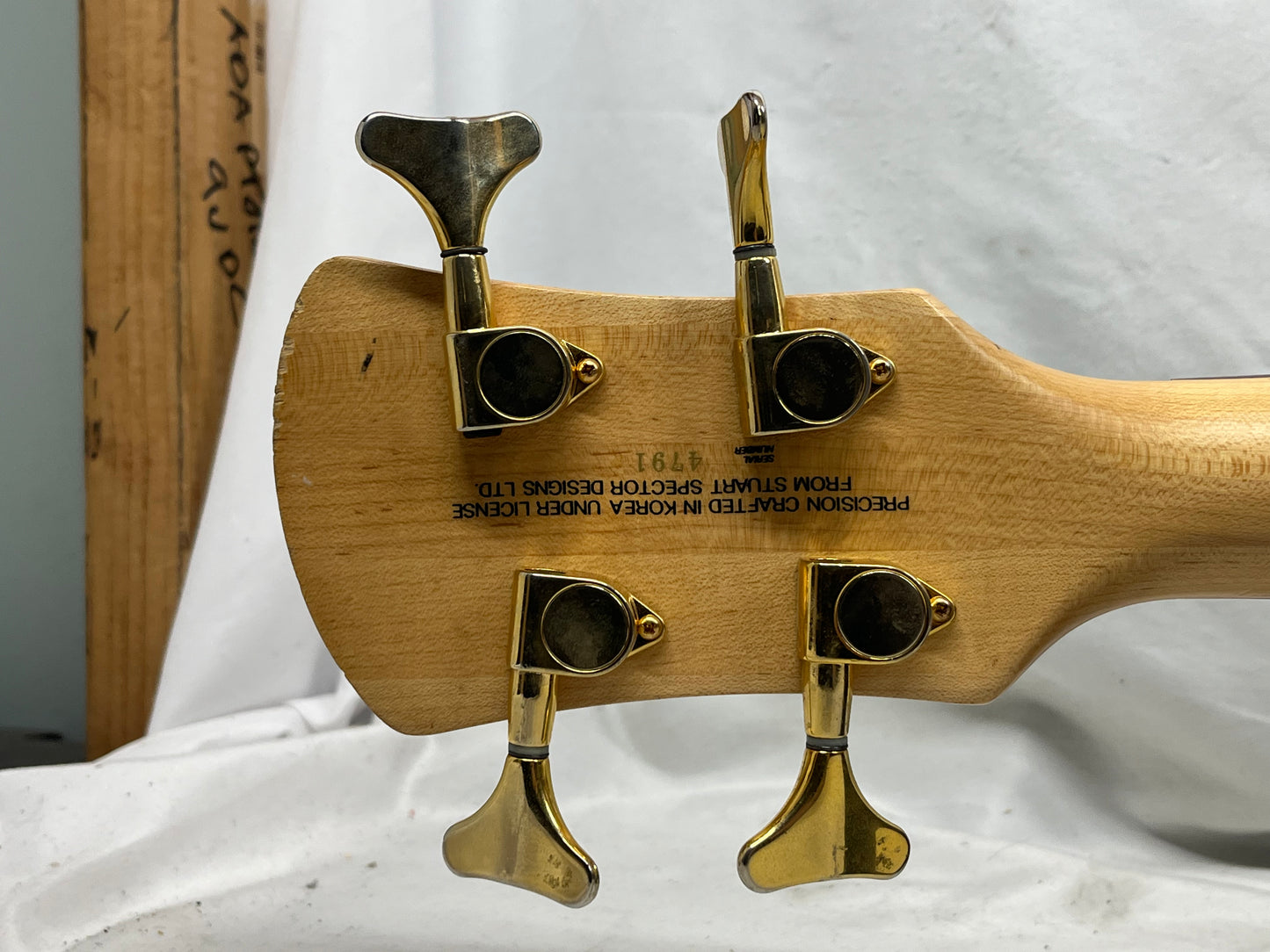 Spector Legend 4 4-String P-Style Electric Bass