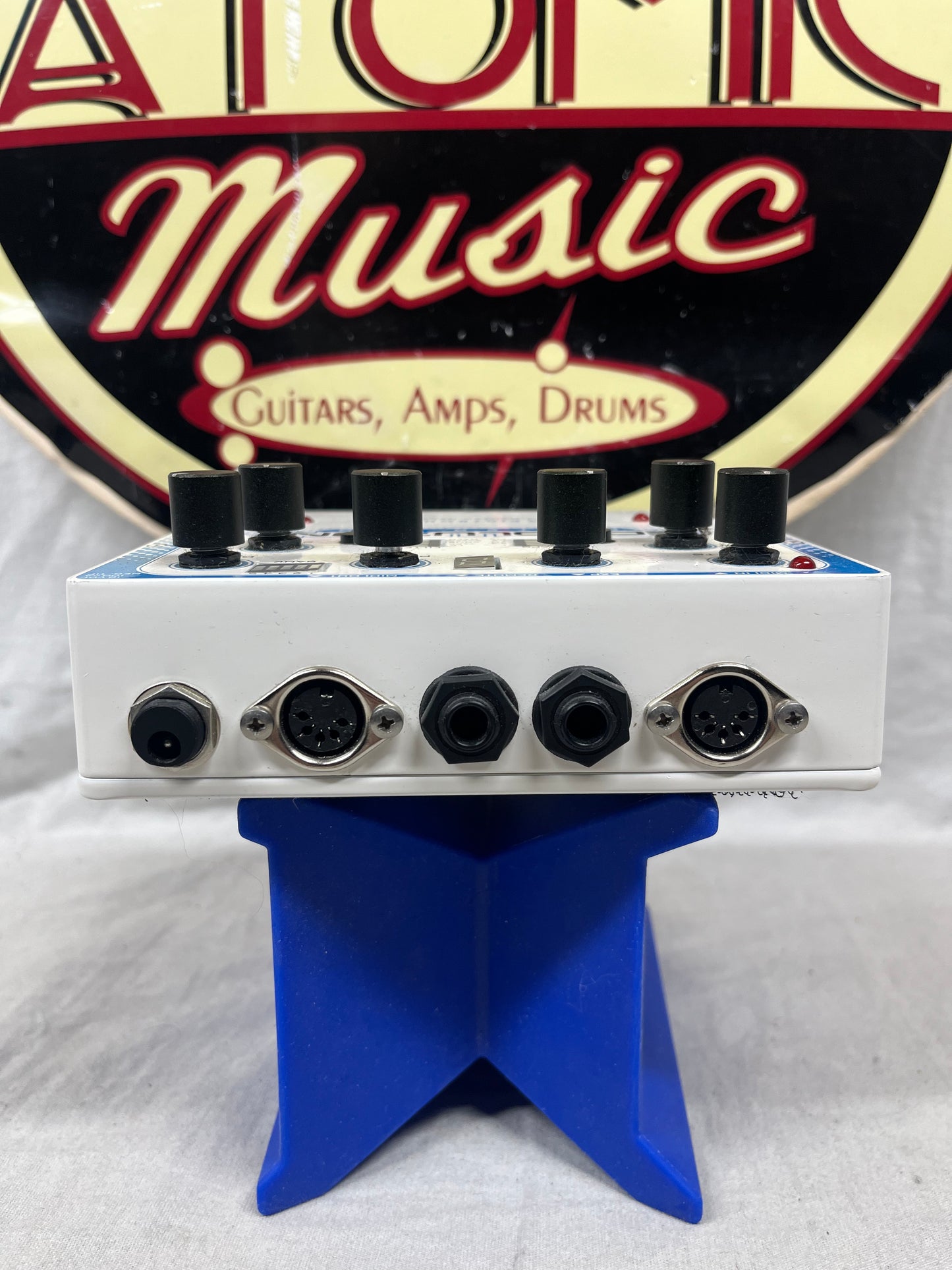 Pigtronix Echolution2 echolution 2 II Filter Pro Multi-Tap Delay Pedal with Remote Switch + TRS cable