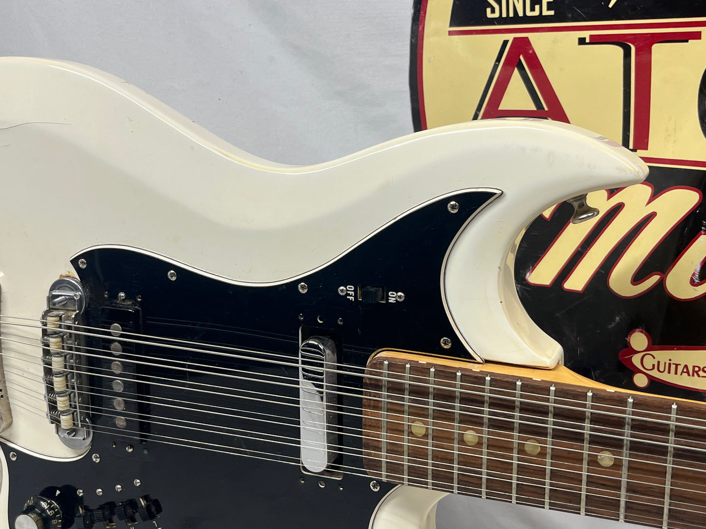 Hagstrom F-12S 12-String Doublecut Electric Guitar