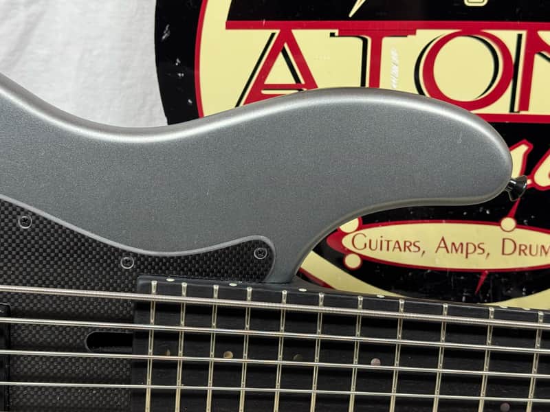 Brubaker JXB-USA-5 JXB-5 jxb5 5-string Bass with Case - Image 5