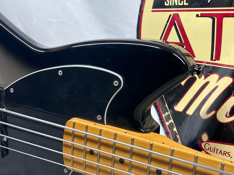 Fender Player Plus Active Meteora 4-String Electric Bass - Image 3