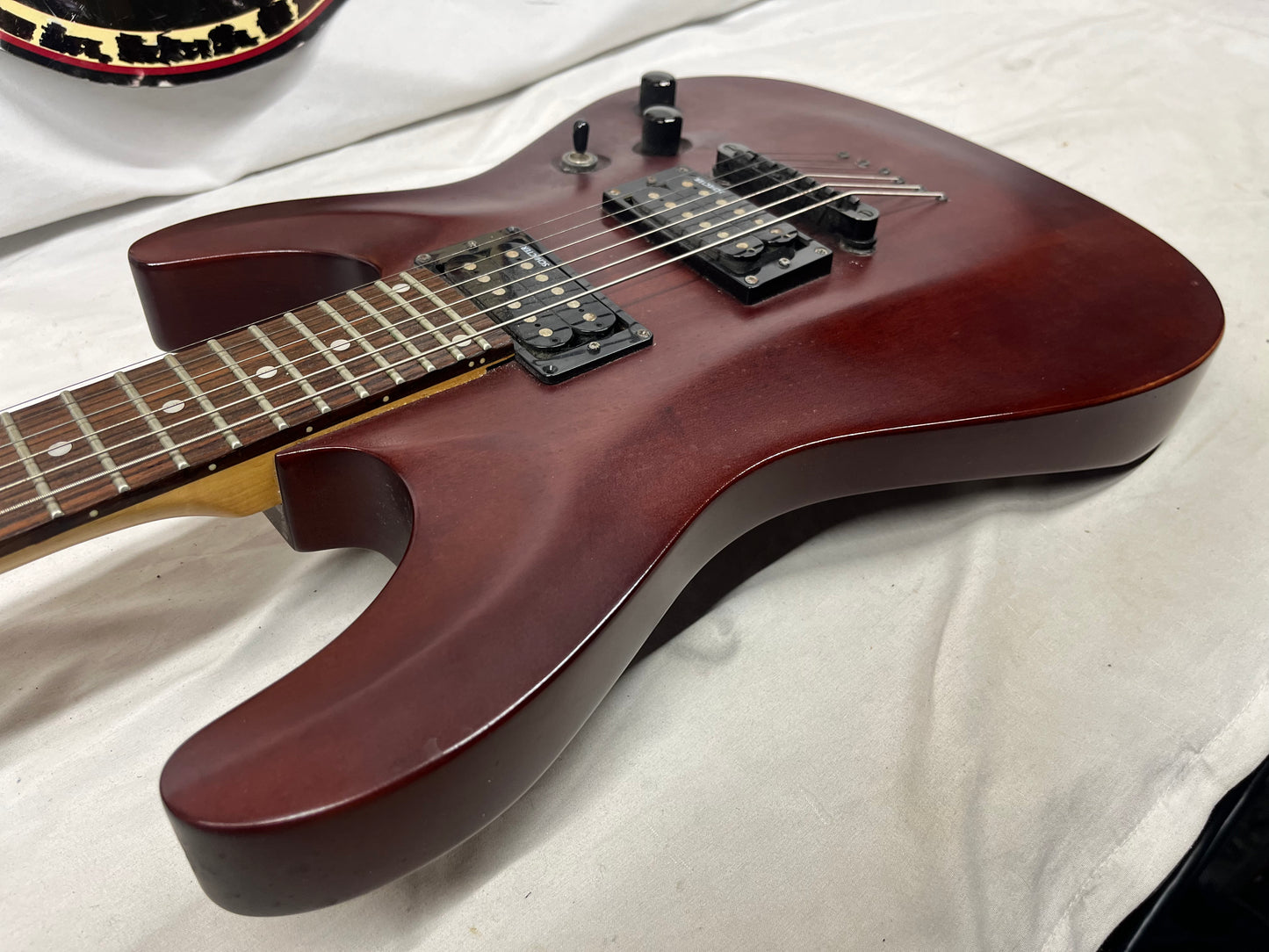 Schecter Diamond Series Omen-6 Doublecut Electric Guitar