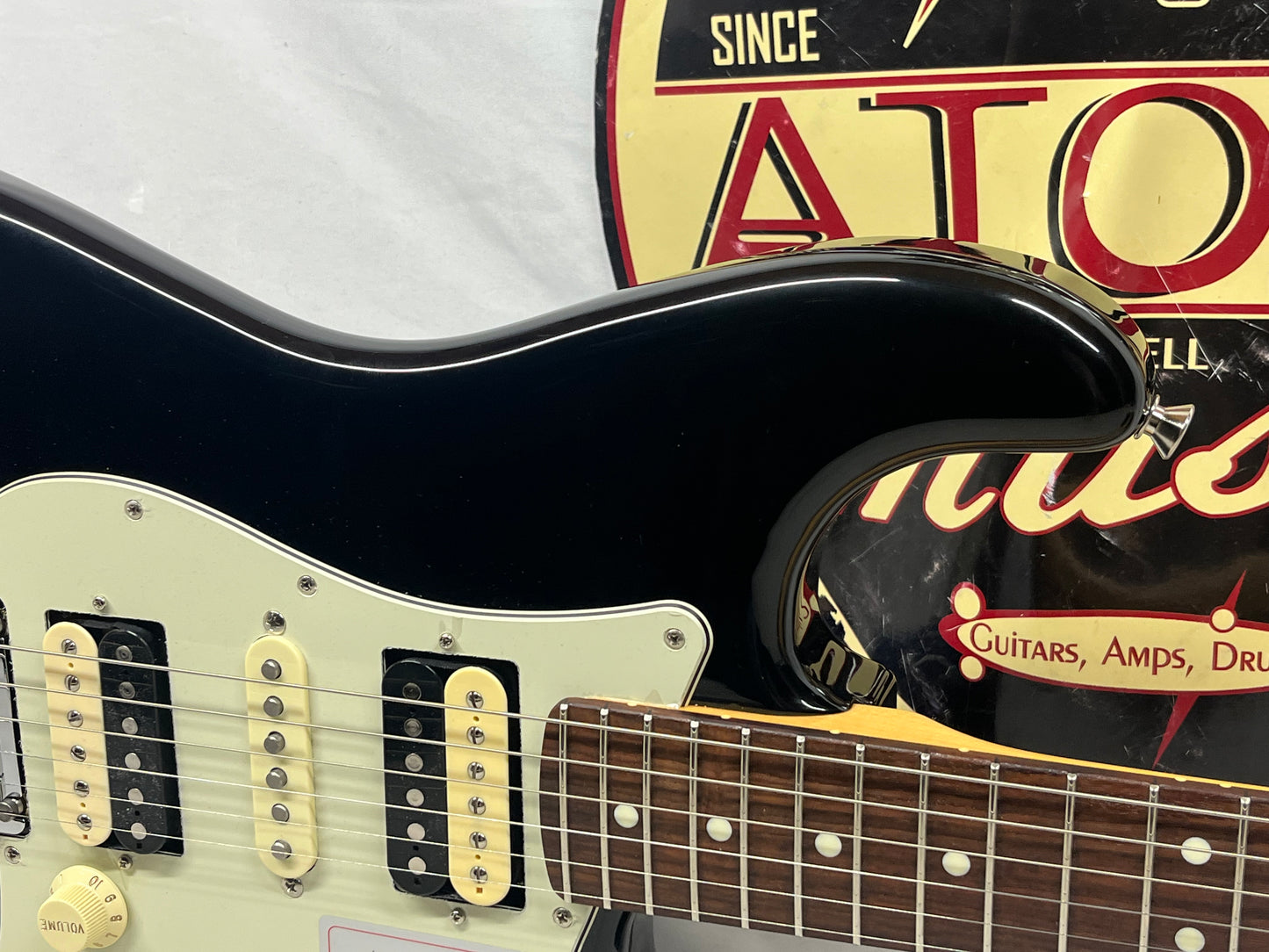 Fender 2024 Collection, Made in Japan Hybrid II Stratocaster Strat HSH - Black