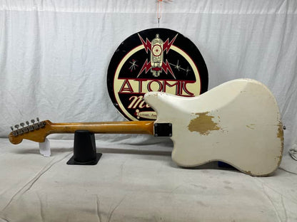 Fender USA Jazzmaster Guitar with Case - Image 8