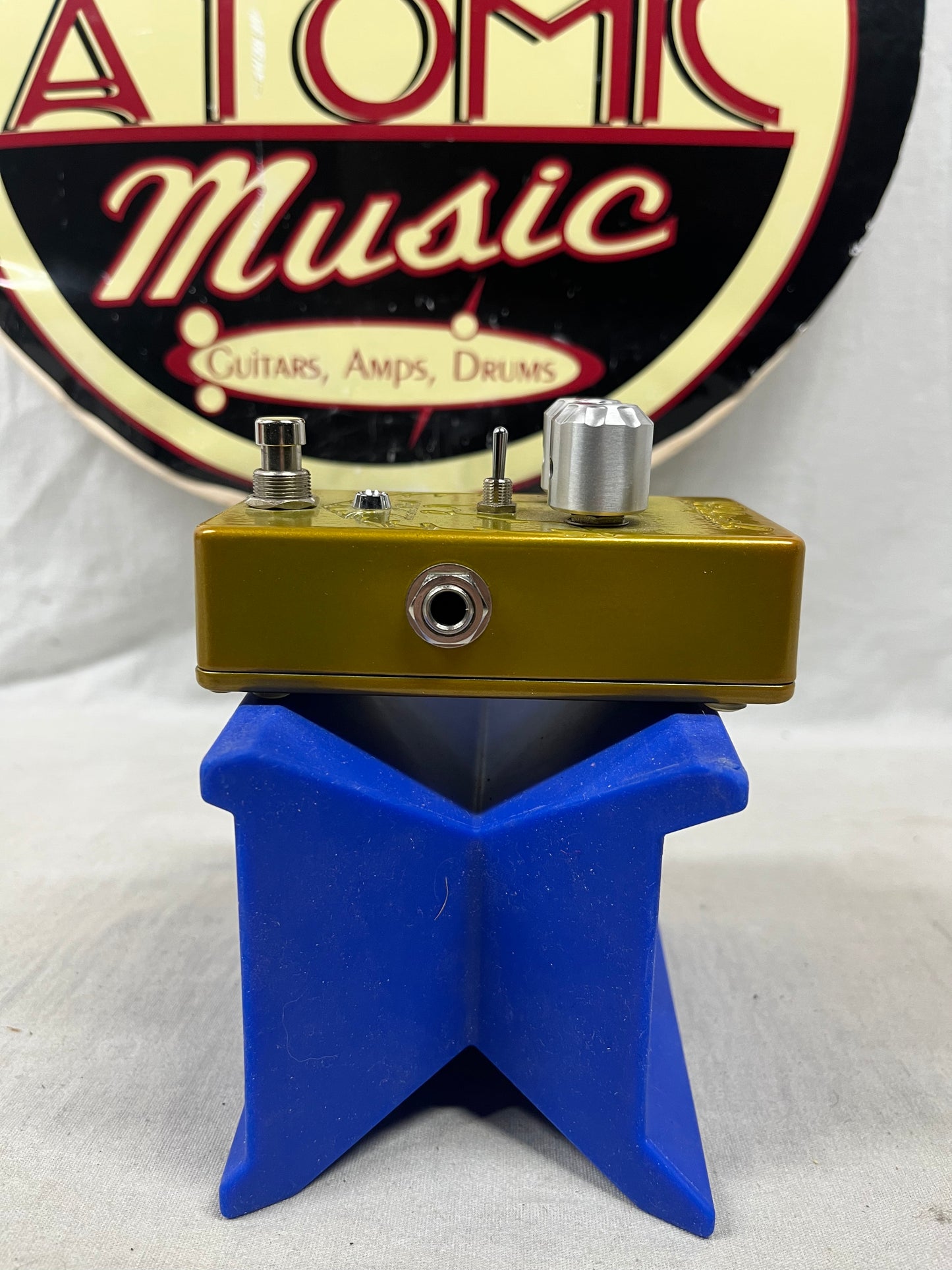 Echopark Gold Edition 1977 Transparent Overdrive Pedal with Box
