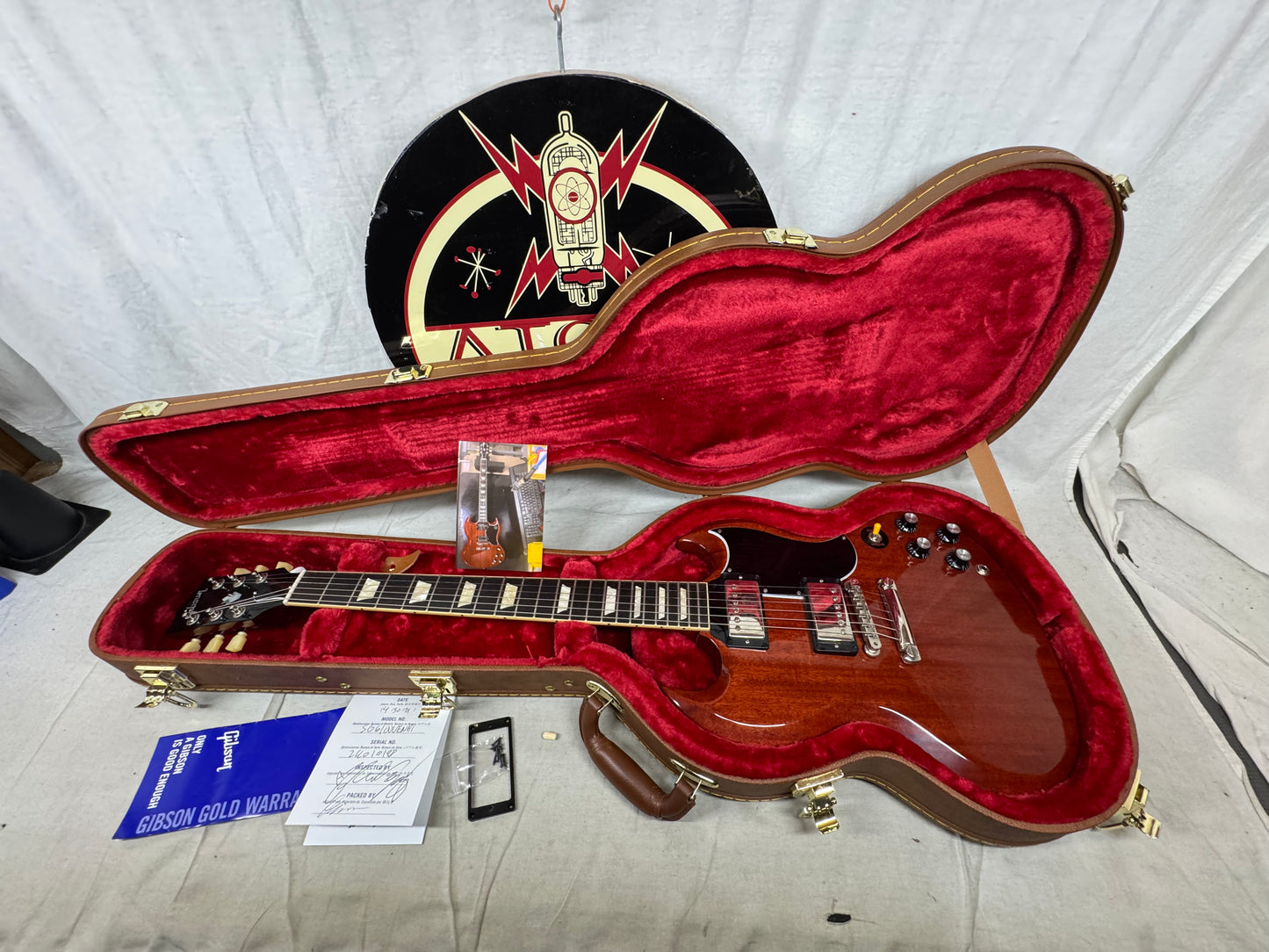 Gibson SG6100VENH1 SG Standard '61 1961 Guitar with Case 2021 - Vintage Cherry