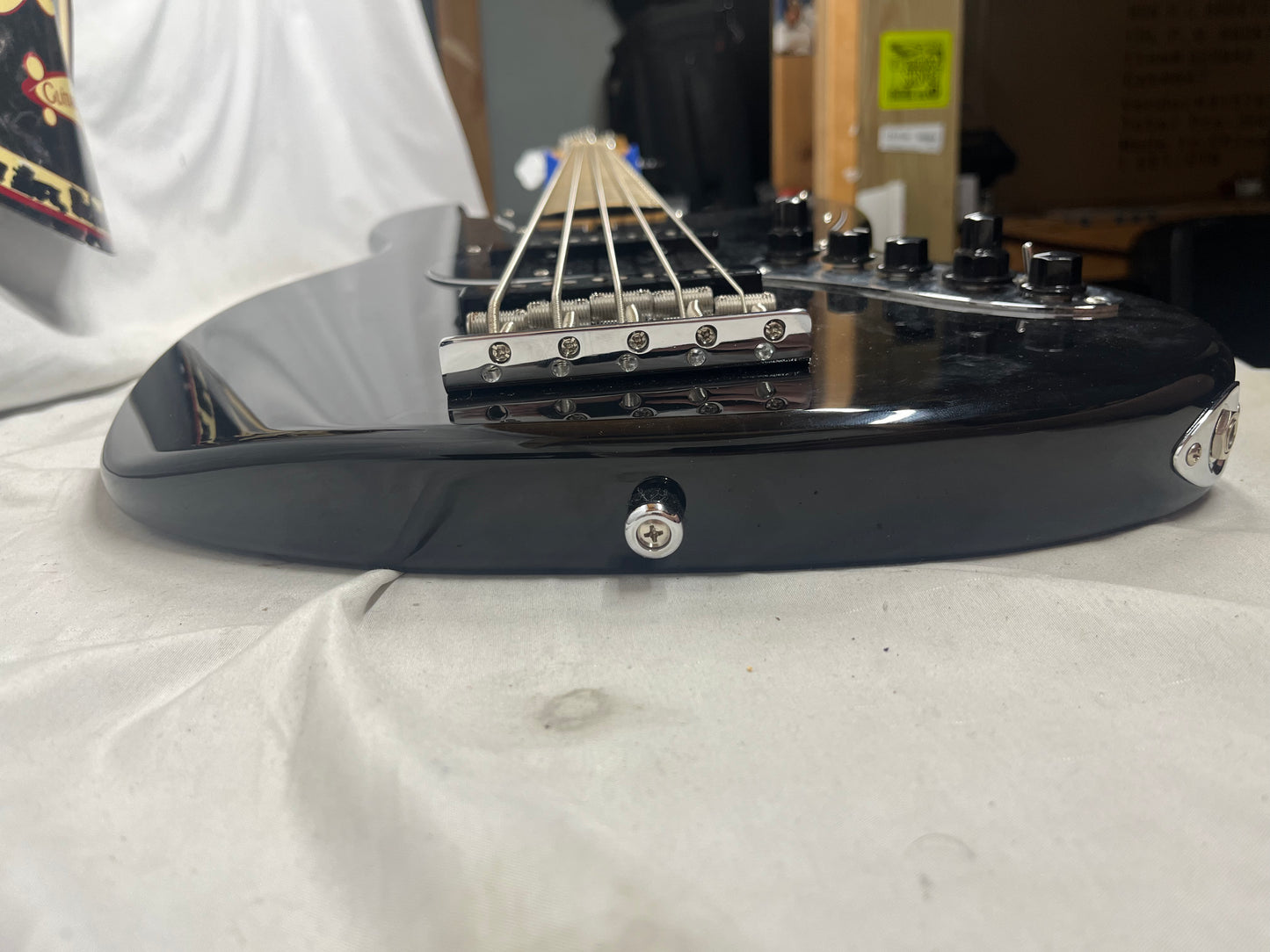 Sire Marcus Miller V7 5-String Doublecut Electric Bass