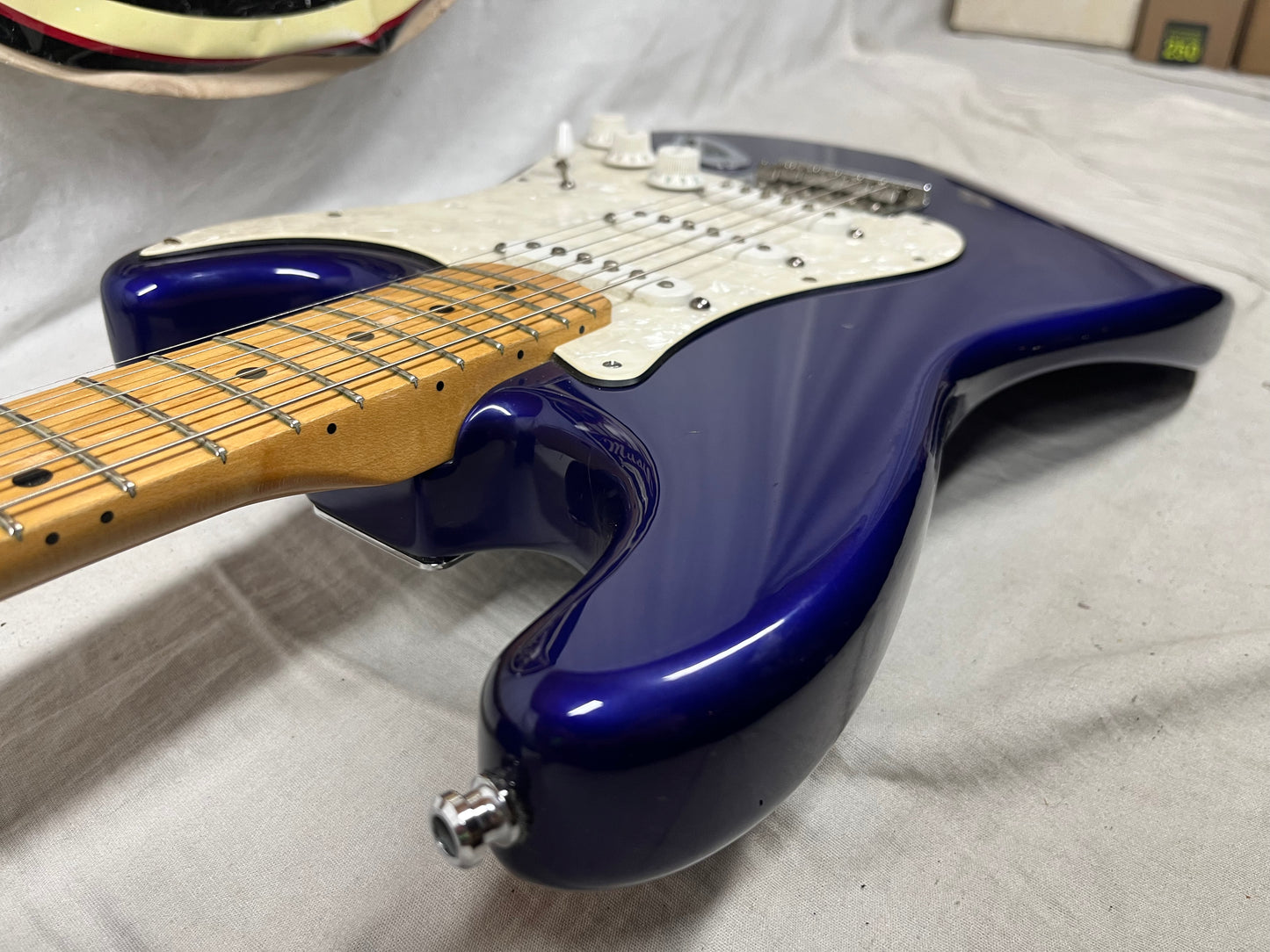 Fender Standard Stratocaster Strat MIM - Made in Mexico Electric Guitar