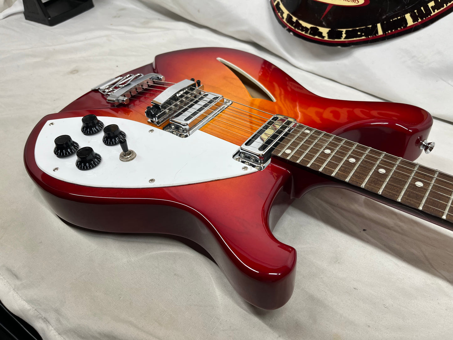 IYV IVRK-20 Semi-Hollow Body Electric Guitar