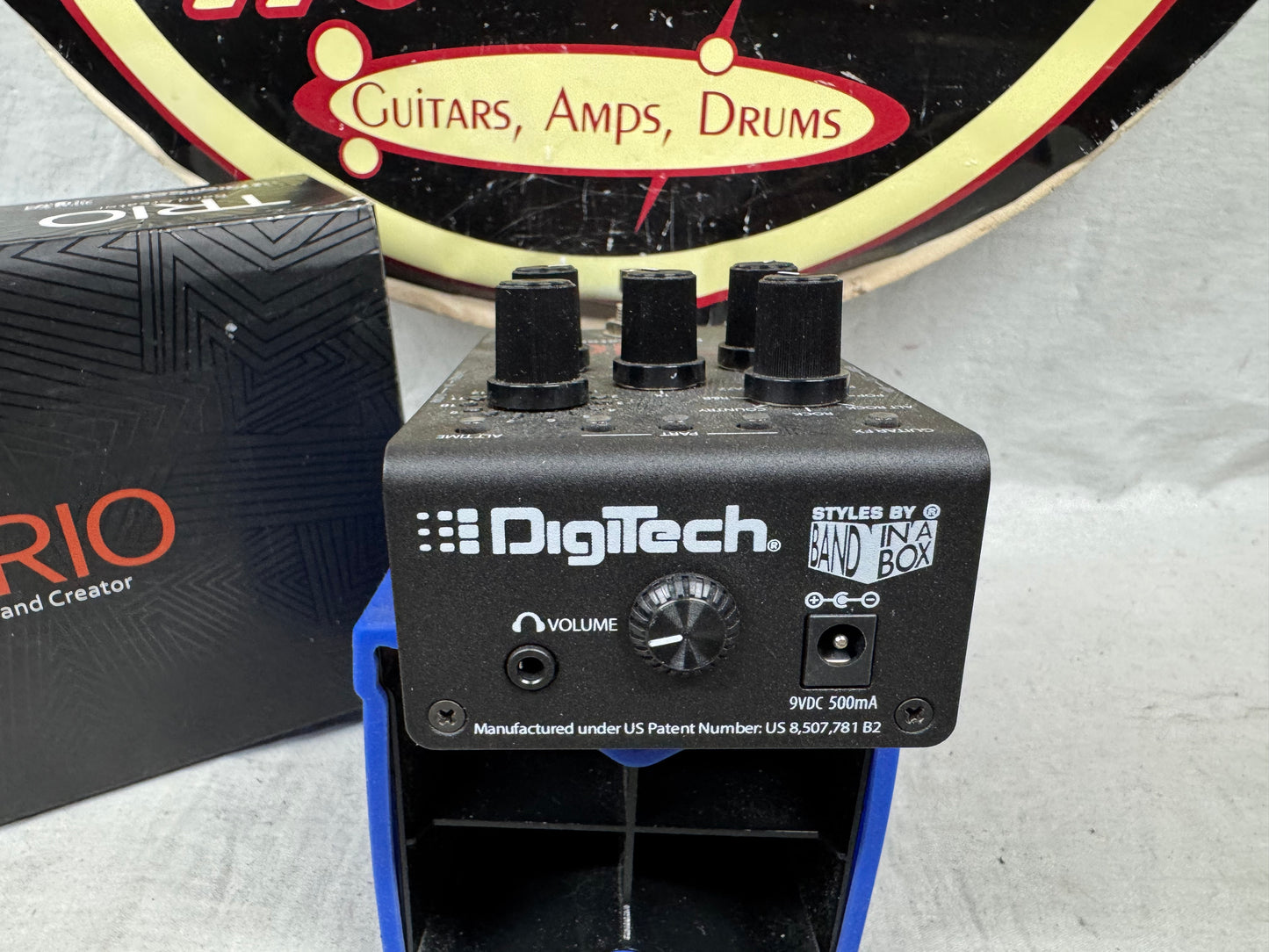DigiTech Trio v1 Band Creator & Looper Pedal with Box