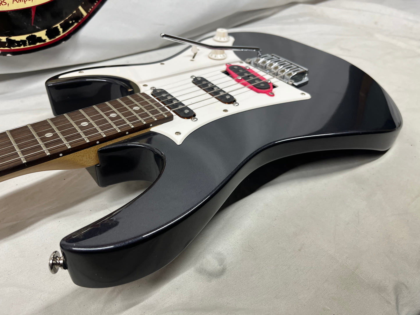 Ibanez Gio GRX40 Doublecut Electric Guitar - Replaced Bridge Pickup