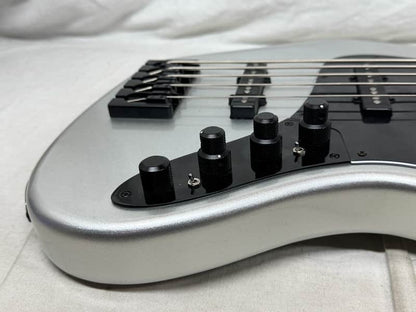 Mike Lull M5V Custom 5-string Bass with COA + Gig Bag - Image 15