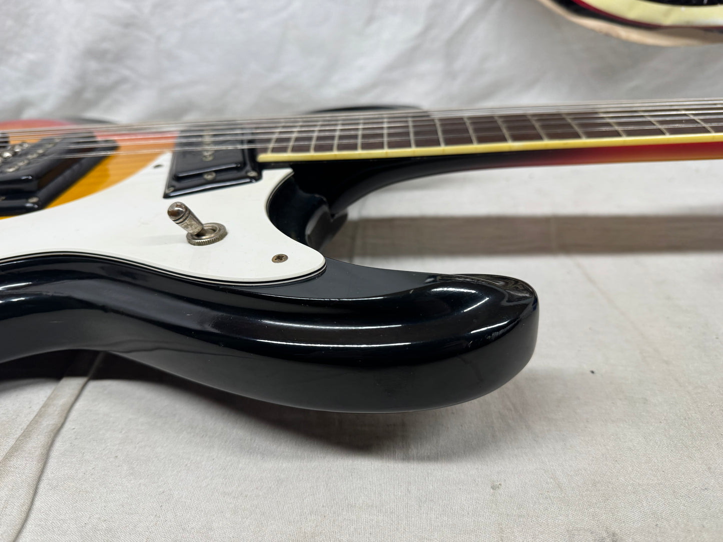 Mosrite The Ventures 12-string Guitar with Case 1966 - Sunburst
