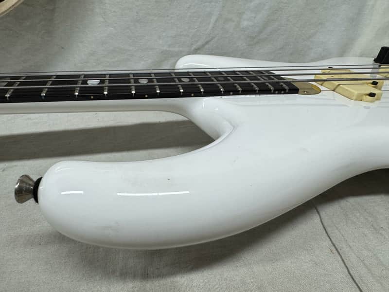 Alembic Elan 4-string Bass with Case - Image 18