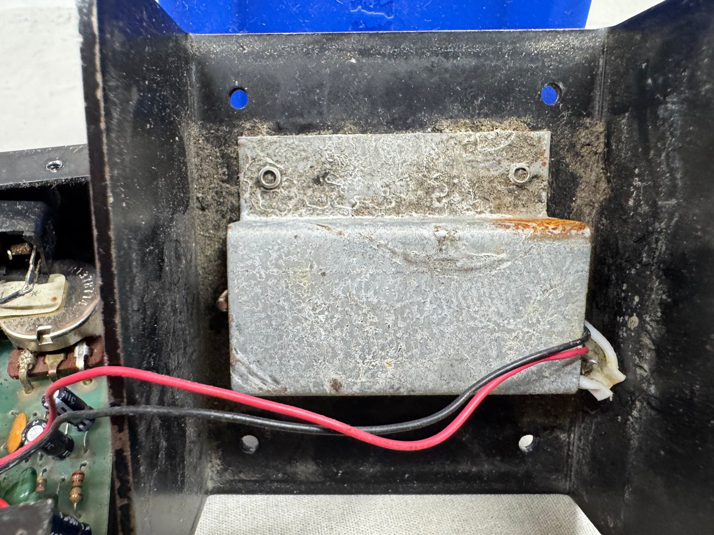 ProCo Rat v3-C version 3-C "No Brackets" Distortion Pedal with LM308 pot codes date to 1987 - *missing rubber feet