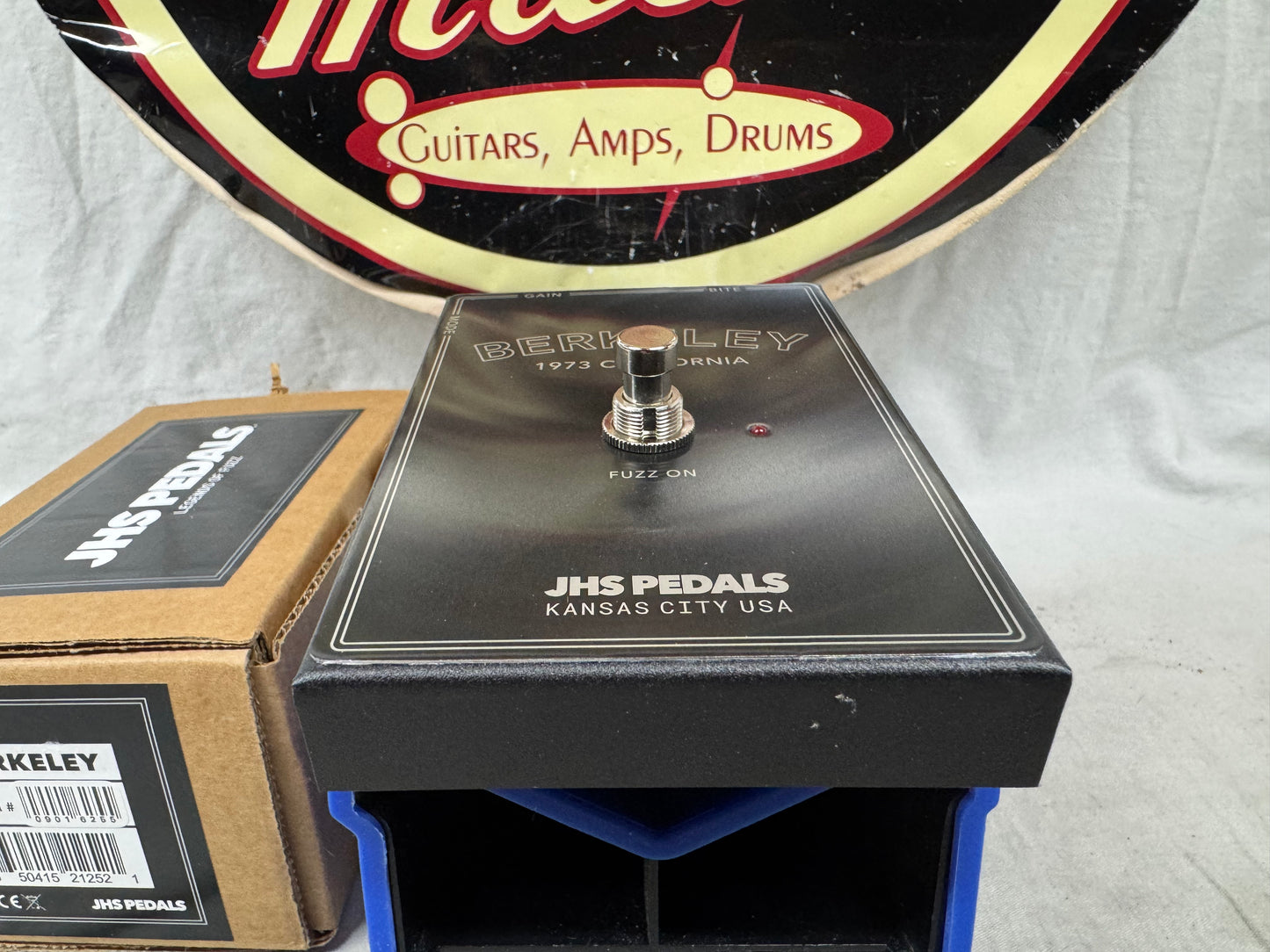 JHS Pedals Legends Of Fuzz Berkeley 1973 California Fuzz Pedal with Box