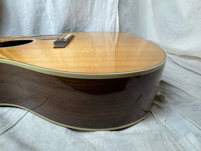 Gibson J-45 j45 Studio Jumbo Acoustic Guitar with Road Runner Case 2019