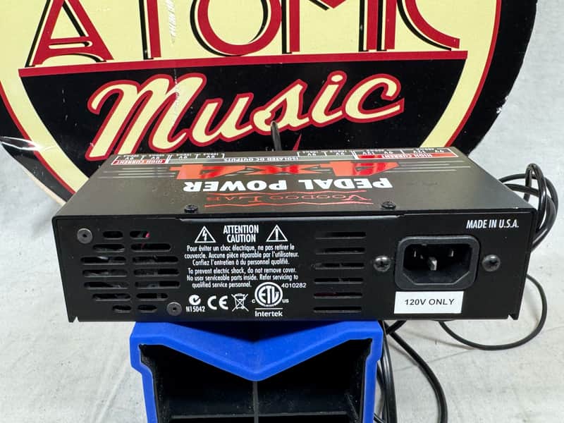 Voodoo Lab Pedal Power 4x4 Pedal Power Supply with Cables - Image 6
