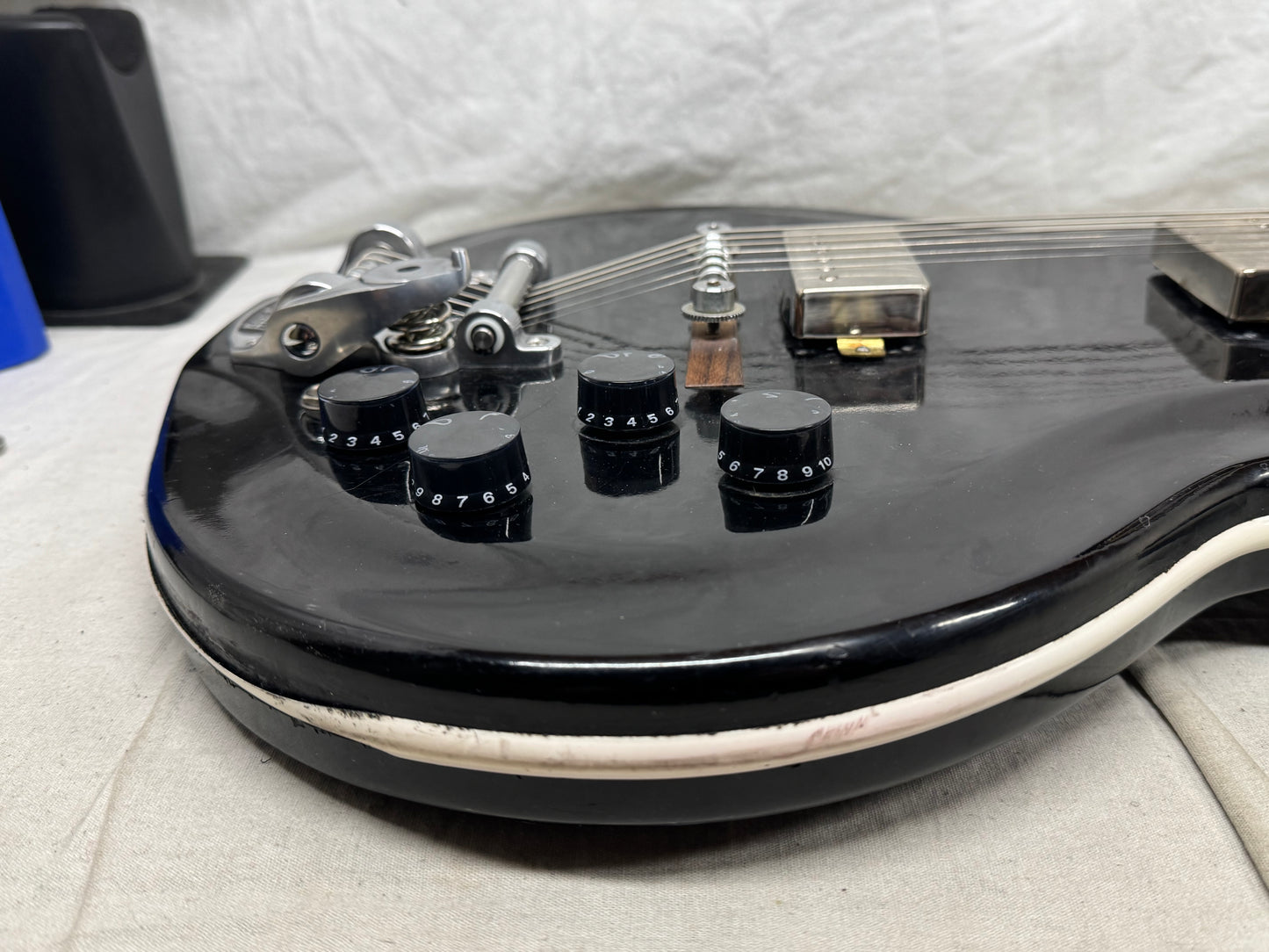 Supro Coronado II 2 Guitar - neck repaired / re-fretted by PRS