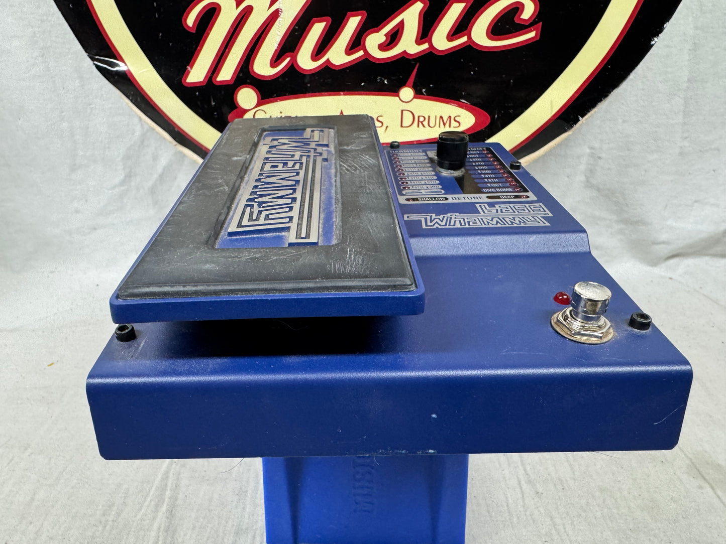 DigiTech Bass Whammy Octave Pitch Shifter Harmonizer Detune Pedal with Power Supply