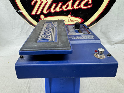 DigiTech Bass Whammy Octave Pitch Shifter Harmonizer Detune Pedal with Power Supply