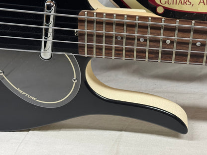 Jerry Jones Neptune Series Longhorn Bass4 4-string Bass with Case 1990s