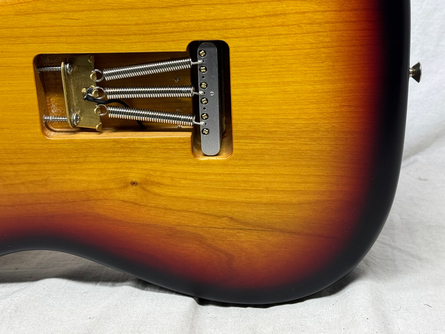 22 Black Guitars S-style Guitar - 3-Color Sunburst