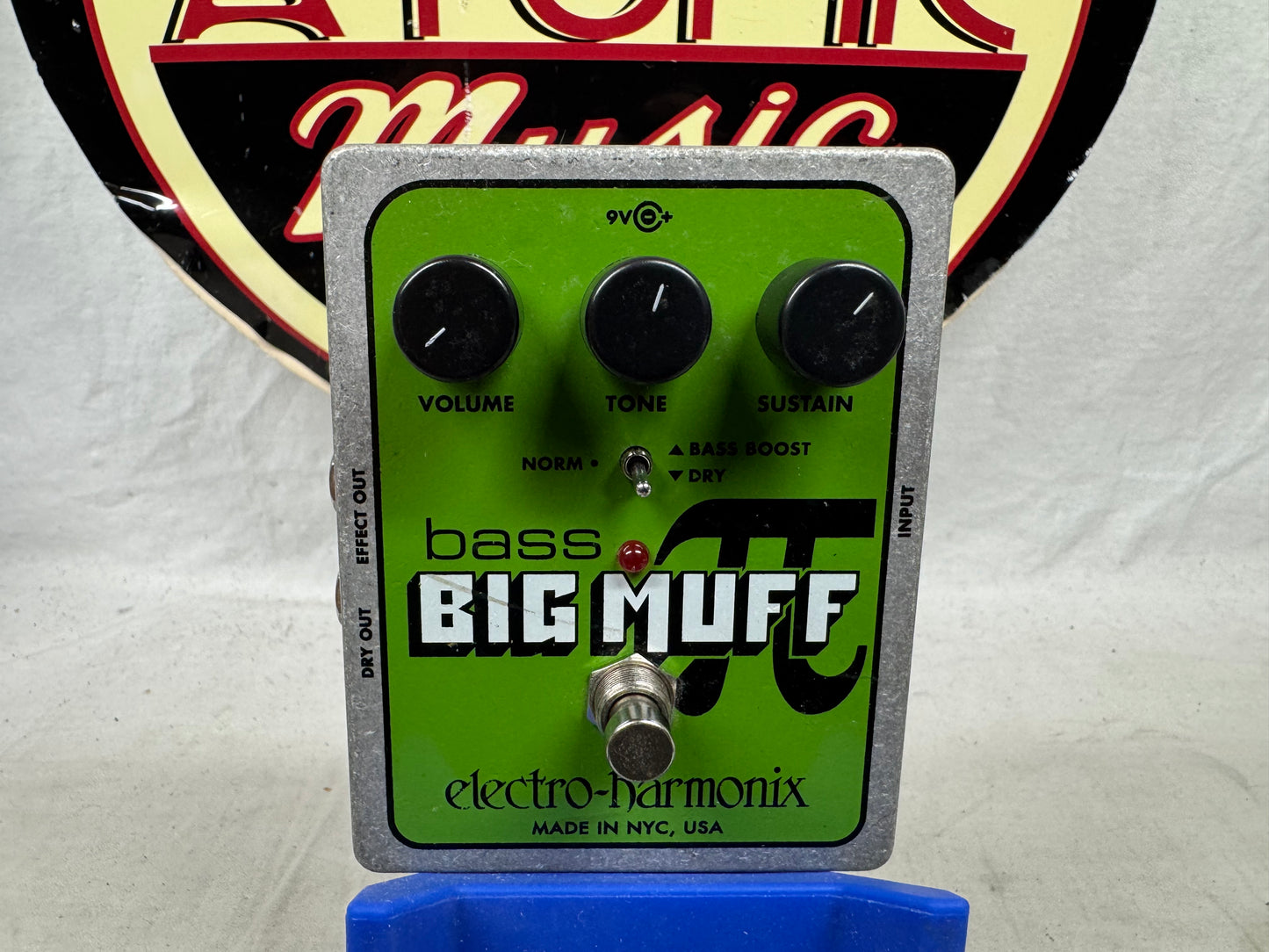 Electro-Harmonix Bass Big Muff Pi π Bass Fuzz Distortion Pedal