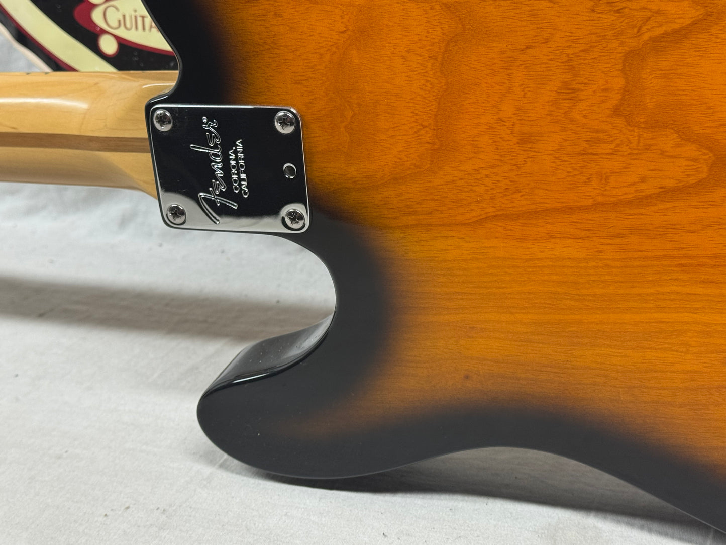 Fender American Telecaster Guitar 2000 - 2-Color Sunburst / Maple neck