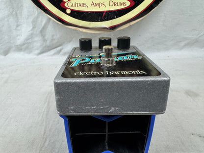 Electro-Harmonix Stereo Pulsar Variable Shape Tremolo Pedal