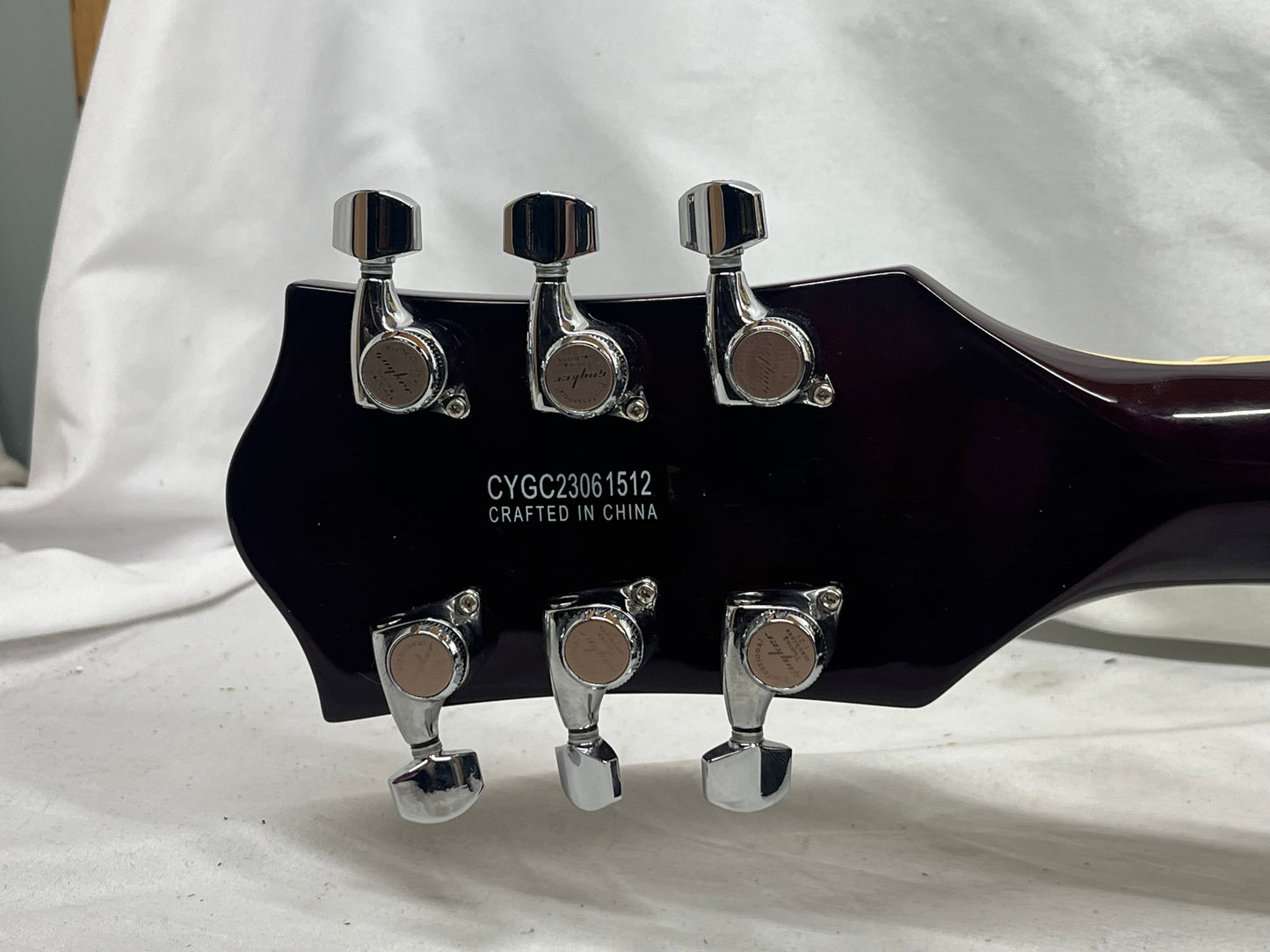 Gretsch G5655T Singlecut Semi-Hollow Body Electric Guitar