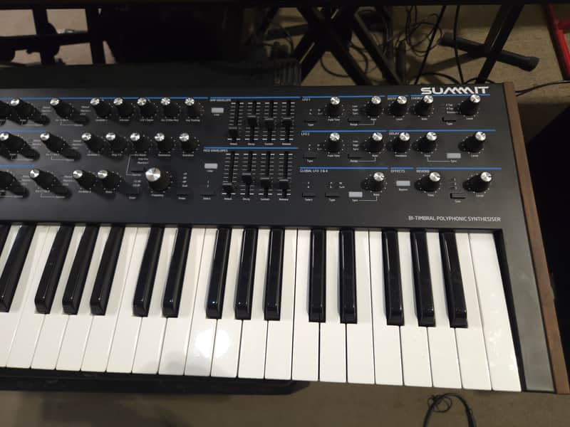 Novation Summit 61-Key 16-Voice Synthesizer - Image 4