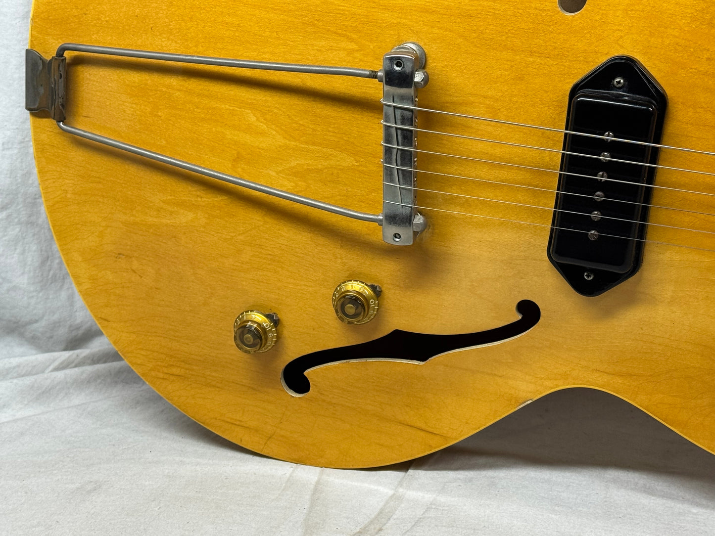 Gibson ES-225T es225t Thinline Hollowbody Singlecut Guitar with Epiphone Case 1957 - Natural - Local Pickup Only