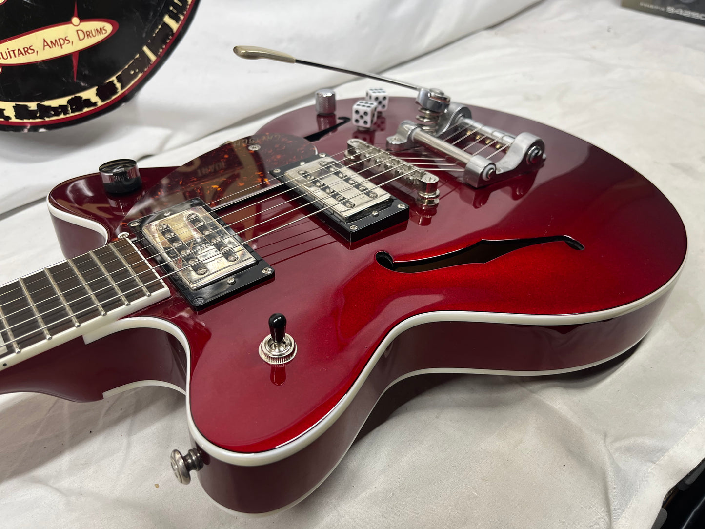 Gretsch G2655T Streamliner Semi-Hollow Body Electric Guitar - Candy Apple Red