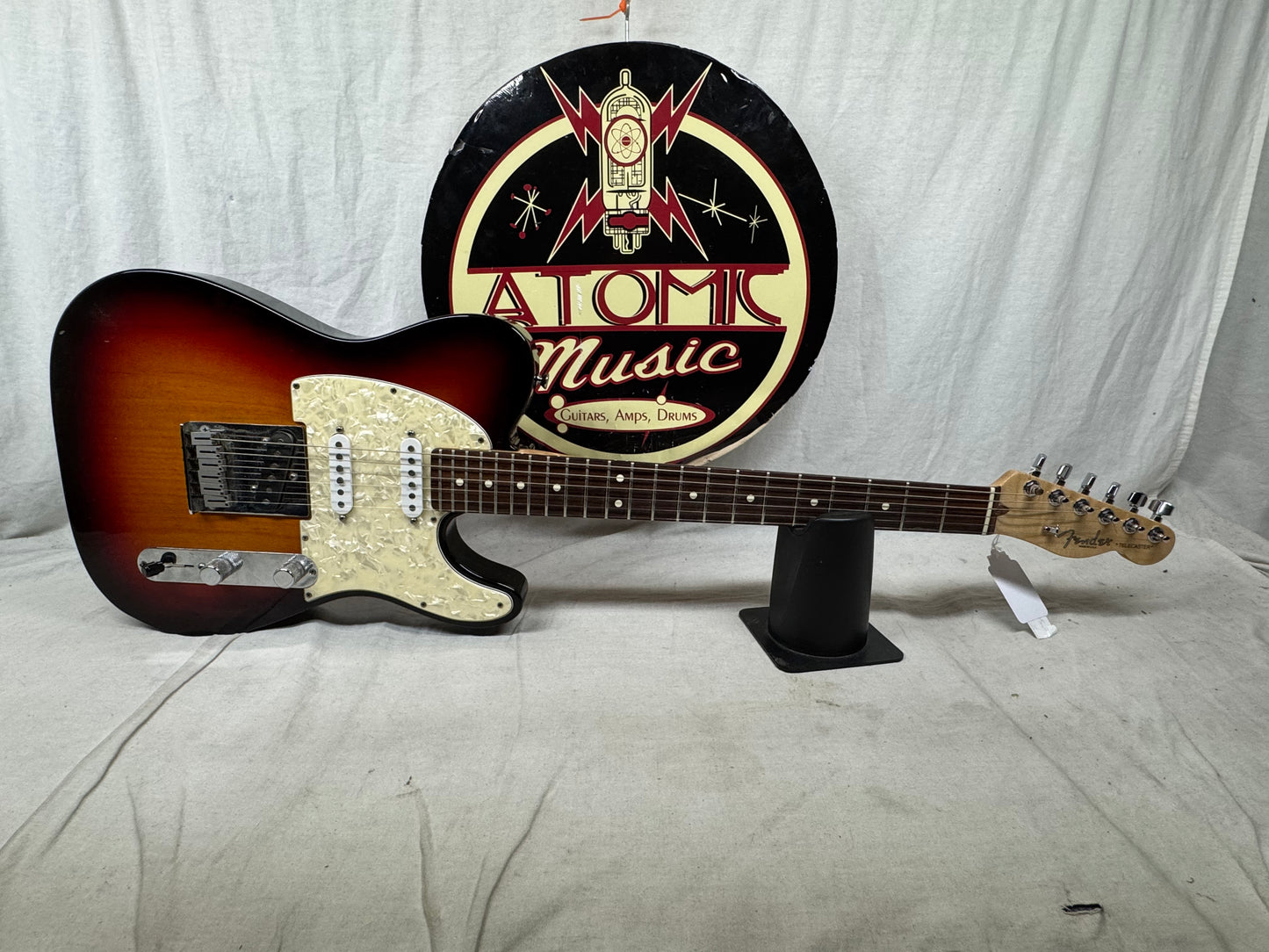 Fender Custom Shop American Classic Telecaster Guitar with Case - 3-Color Sunburst / Rosewood fingerboard
