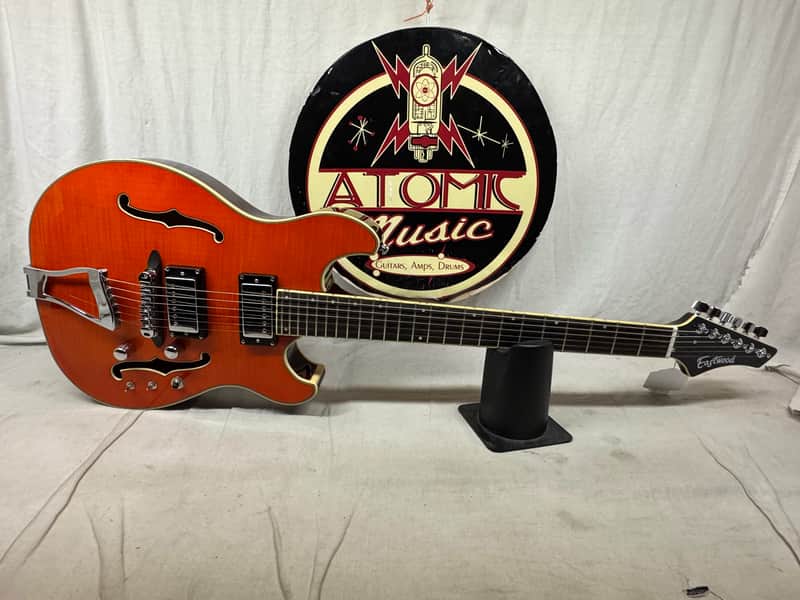 Eastwood Classic 6 TA PH Hollowbody Guitar with Case - Image 3