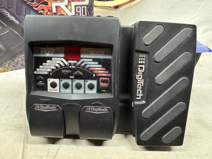DigiTech RP90 rp 90 Modeling Guitar Processor Multi-Effects Pedal with Power Supply + Box