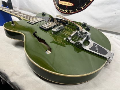Gretsch Streamliner G2622T Semi-Hollow Body Electric Guitar - Torino Green with Case