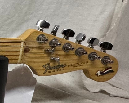 Fender Limited Edition '94 American Special Stratocaster Guitar with Case 1994 - Lipstick Red / Maple neck