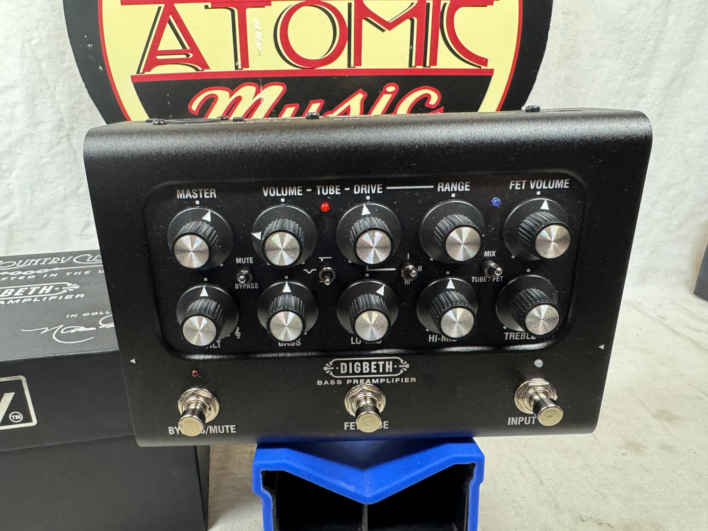 Laney Black Country Customs x Nathan East DB-EAST-PRE Digbeth Bass Preamp Pedal with Box